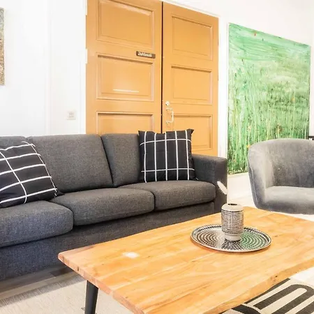 Hostal Vanha Postitalo *