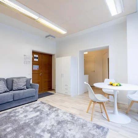 Vanha Postitalo Hostal Varkaus