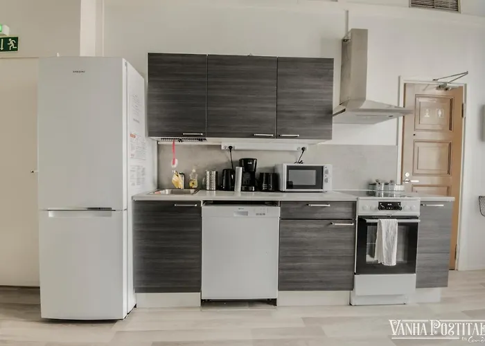 Vanha Postitalo ווארקהאוס